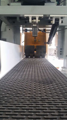 Mua Max Cutting Width 800mm Woodworking Sliding Table Saw with Tilting Angle Saw Blade 0 to 45 Degrees and Table Tilt Negative 45 to 45 Degrees sản xuất trực tuyến